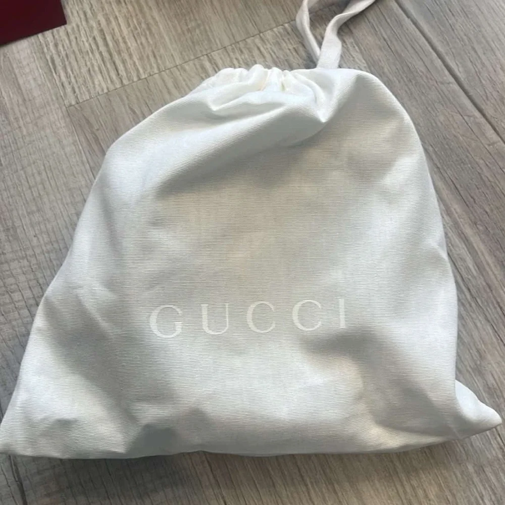 Gucci GG Marmont Wide Belt – Black Leather, Gold Buckle, Size 70 - Picture 12 of 14